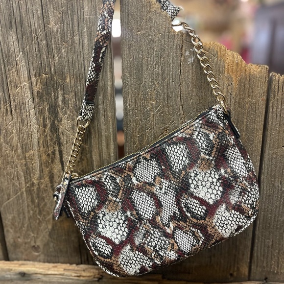 INC INTERNATIONAL CONCEPTS snake python print purse - Picture 1 of 8